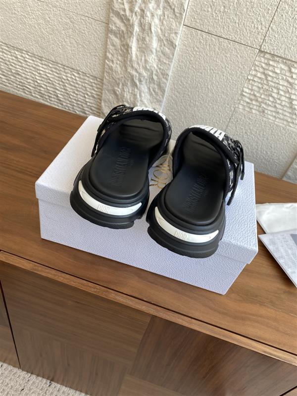 20251128184323236 280